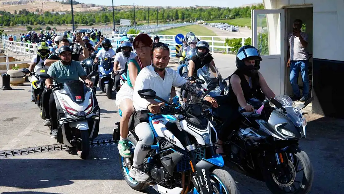Motosiklet tutkunları Gaziantep'te buluştu