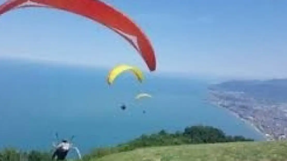 Ordu'da yamaç paraşütü uçuşları yeniden başlıyor