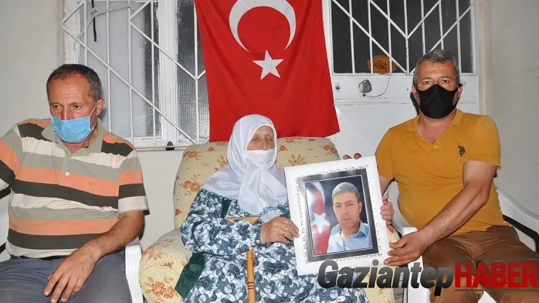 Özel harekat polislerine siper olan servis şoförünün ailesi konuştu