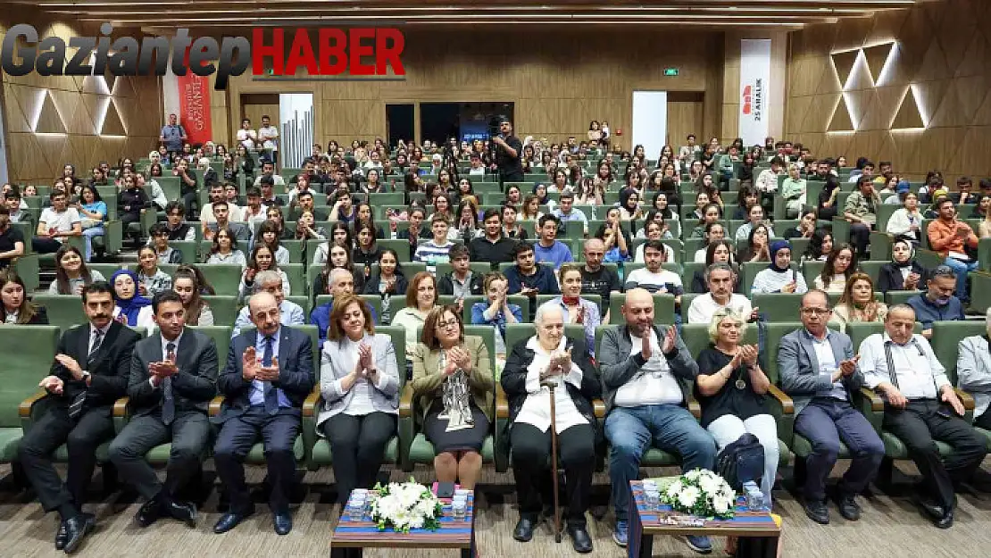 Panorama Müzesi'ni gezen Kazım Karabekir Paşa'nın kızı Timsal Karabekir duygu dolu anlar yaşadı