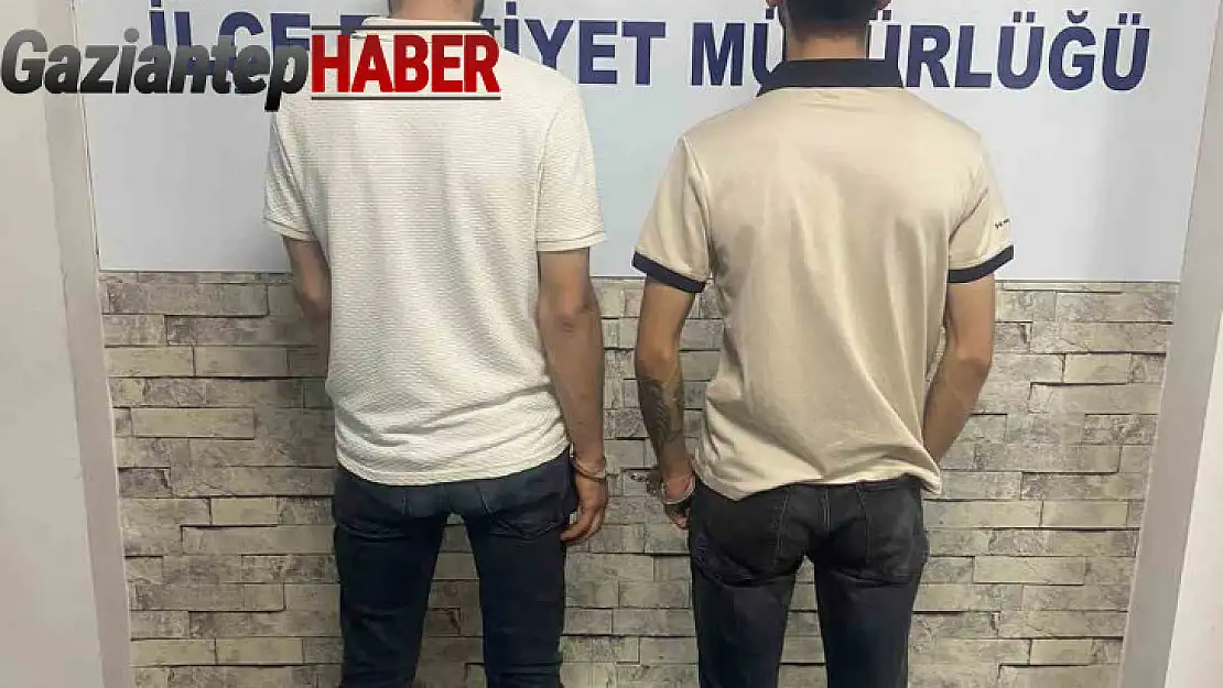 Parkta yaralama ve yağma yapan 2 şüpheli yakalandı