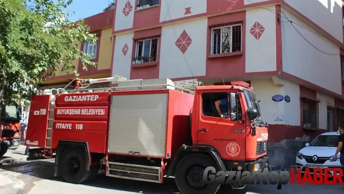 Gaziantep'te bir evdeki piknik tüpünün patlaması sonucu yangın çıktı