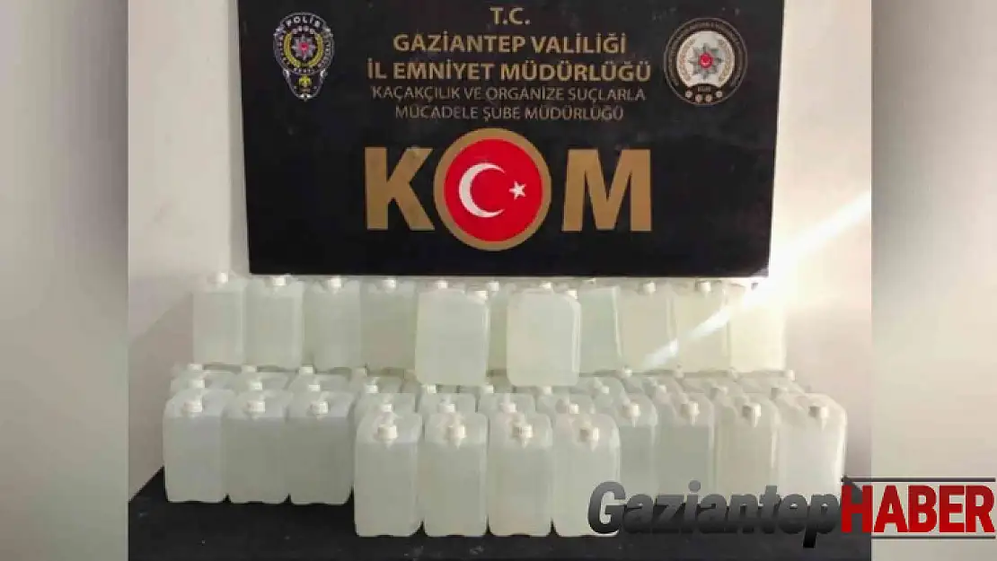 Polis yılbaşı öncesi 350 litre kaçak alkol ele geçirildi