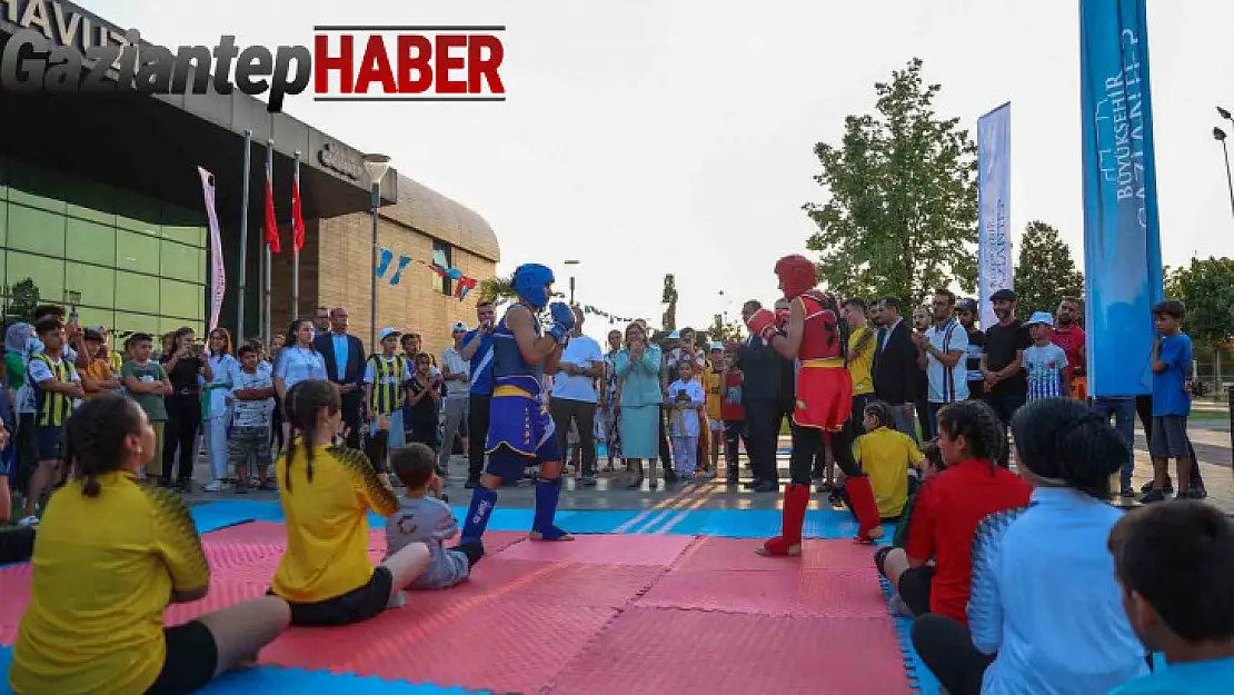 Şahin'den geleceğin şampiyonalarına moral ziyareti