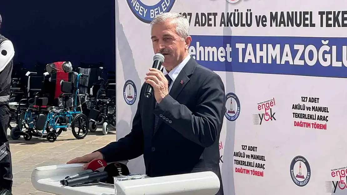 Şahinbey Belediyesi 127 adet akülü ve manuel tekerlekli sandalye dağıttı