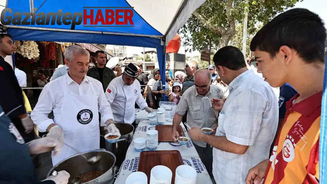 Şahinbey Belediyesi aşure geleneğini sürdürüyor