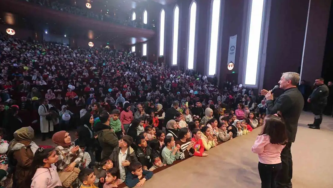 Şahinbey Belediyesi Çocuk Şenliği kapılarını açtı