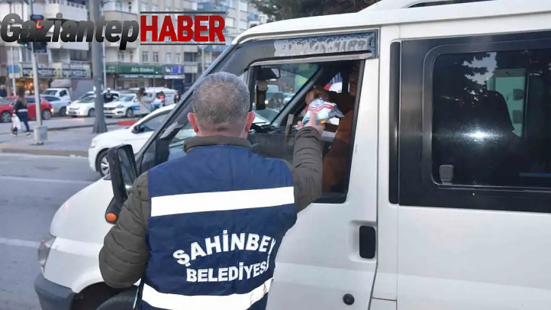 Şahinbey Belediyesi iftara beş kala ile vatandaşların yanında