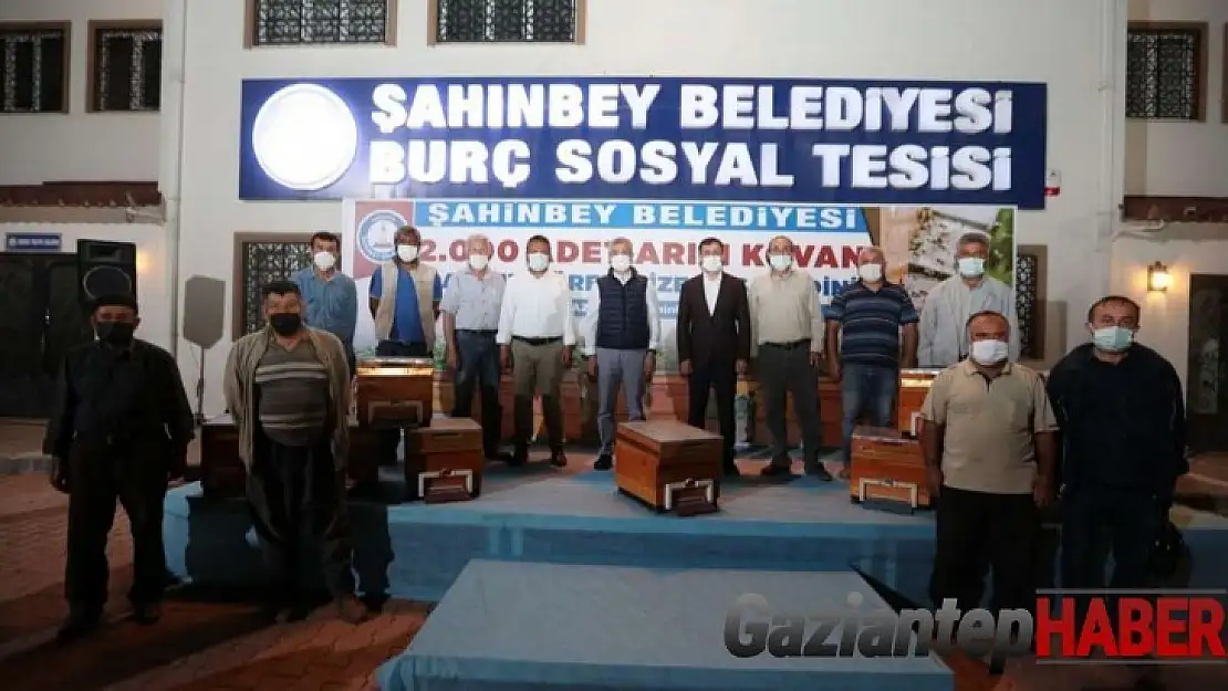 Şahinbey'de 132 arı üreticisine 2 bin arı kovanı dağıtıldı