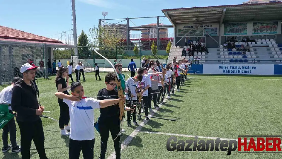Şahinbey'de okçuluk turnuvası düzenledi