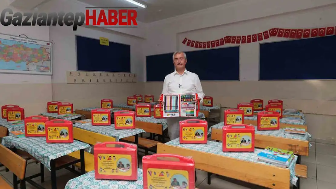 Şahinbey'den öğrencilere boyama seti