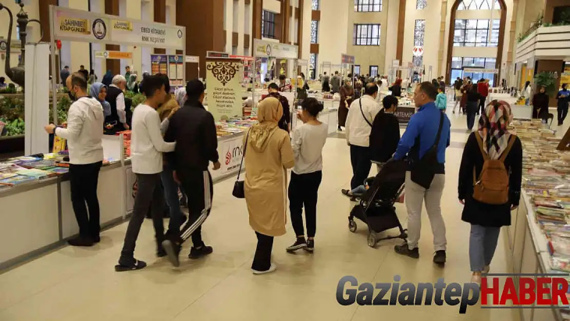 Şahinbey Kitap Fuarı'nı yüz binlerce kişi ziyaret etti