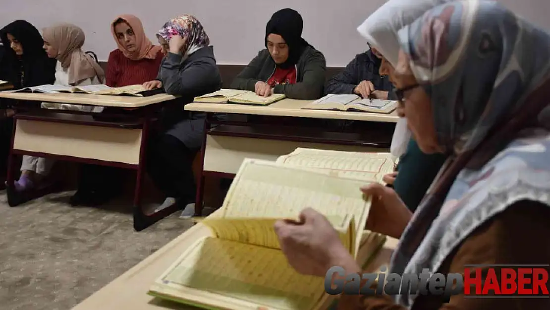 Şahinbey tesislerinde Kur'an-ı Kerim öğreniyorlar