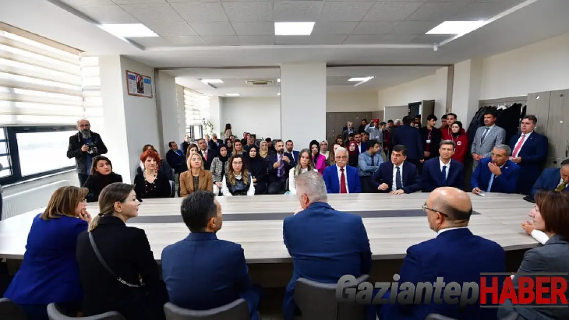 Saim Akınal Anadolu Lisesi'nin açılış töreni gerçekleştirildi