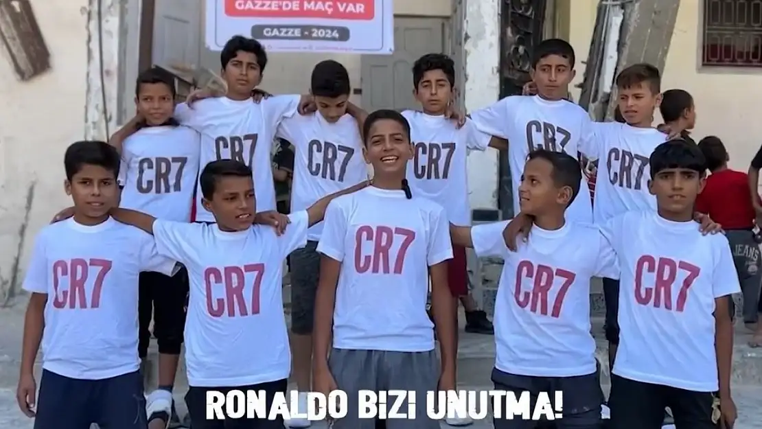 Saldırıların gölgesindeki Gazze sokaklarında Ronaldo sesleri