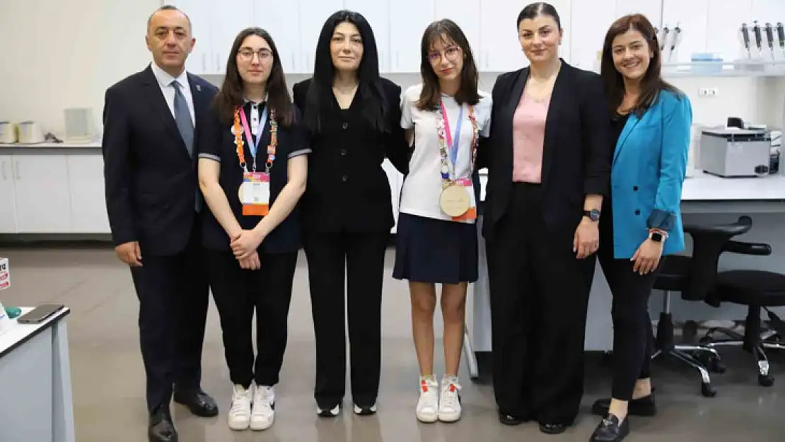 SANKO Koleji öğrencileri ABD'den dünya birinciliği ile döndü
