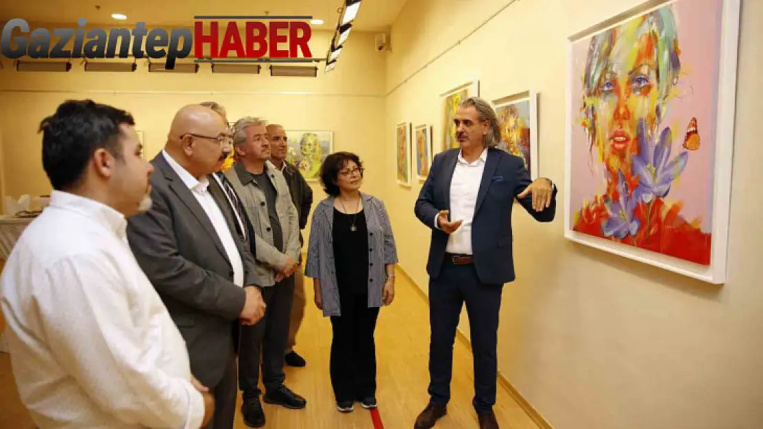 SANKO Sanat Galerisi'nde bakışlar temalı resim sergisi