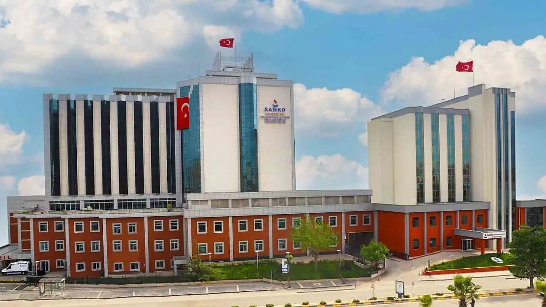 SANKO Üniversitesi Hastanesi'nde KOAH Hastalarına bronkoskopik hacim küçültücü coıl tedavisi uygulaması başladı