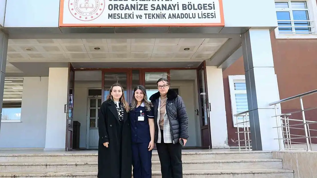 SANKO Üniversitesi Hastanesi tarafından Gaziantep OSB Koleji öğrencilerine ilk yardımın önemi anlatıldı