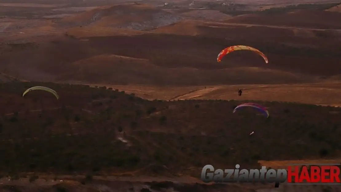 Şanlıurfa semalarında yamaç paraşütleri havalandı