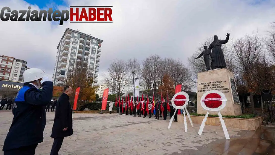 Şehit Kamil ve annesi ile Özdemir Bey için tören düzenlendi