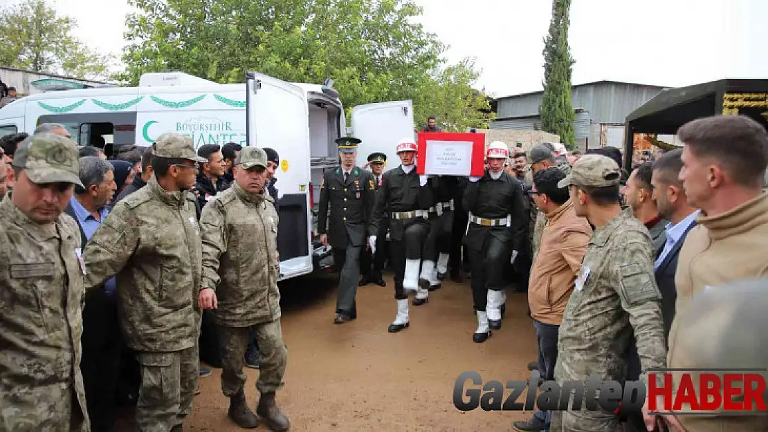 Şehit Mustafa Öztürk son yolculuğuna uğurlandı