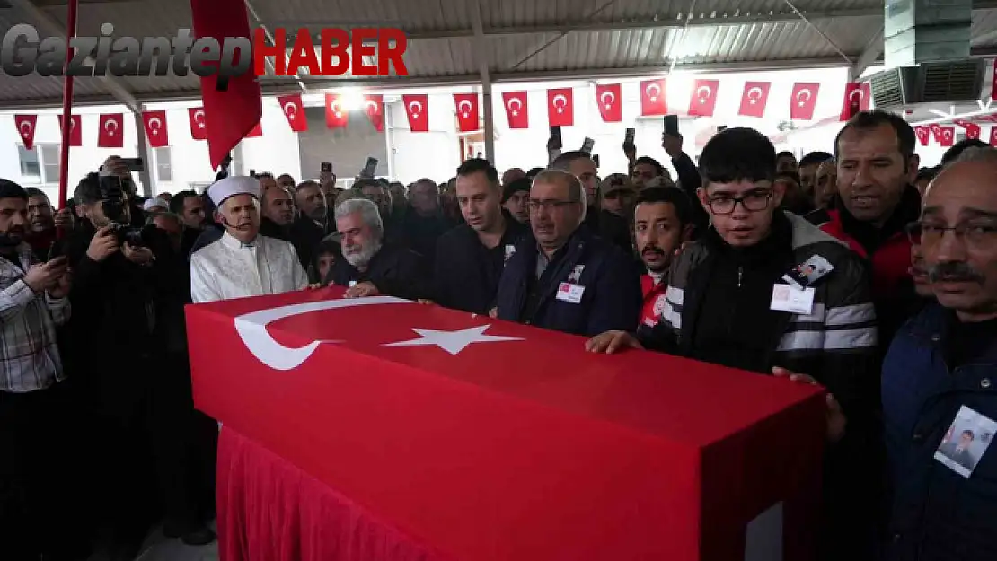 Şehit Piyade Uzman Çavuş Hakan Gün son yolculuğuna uğurlandı