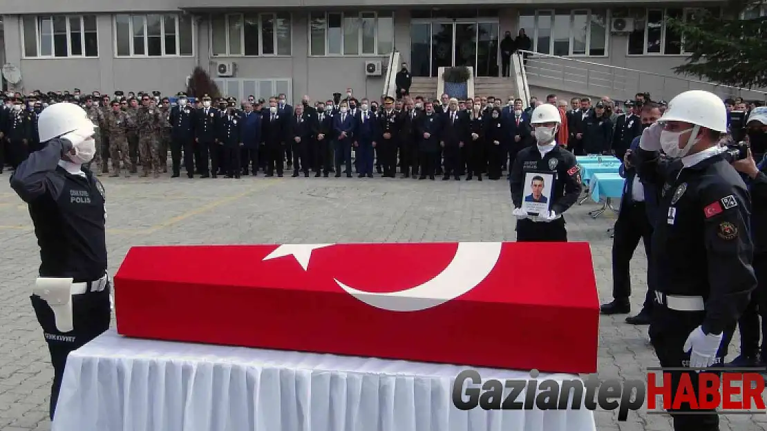 Şehit polis için tören düzenlendi.