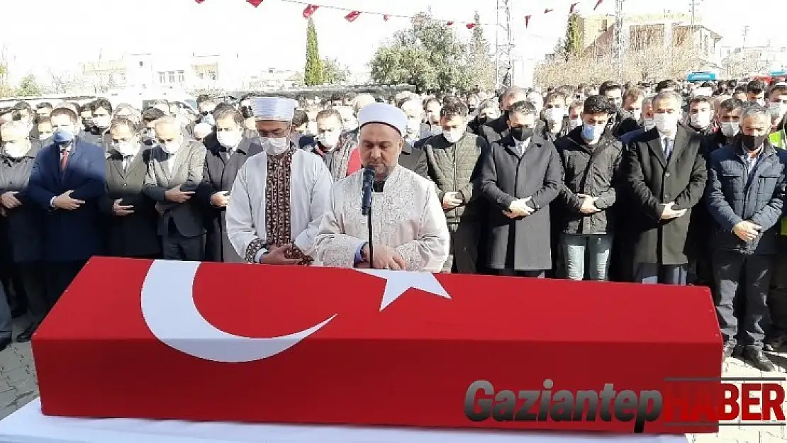 Gara şehidi Köse, son yolculuğuna Kürtçe ağıtlarla uğurladı