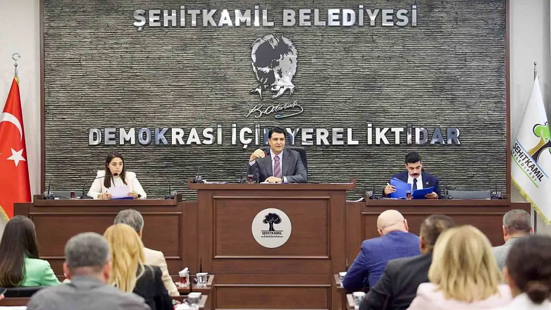 Şehitkamil Belediye meclis toplantısı yapıldı