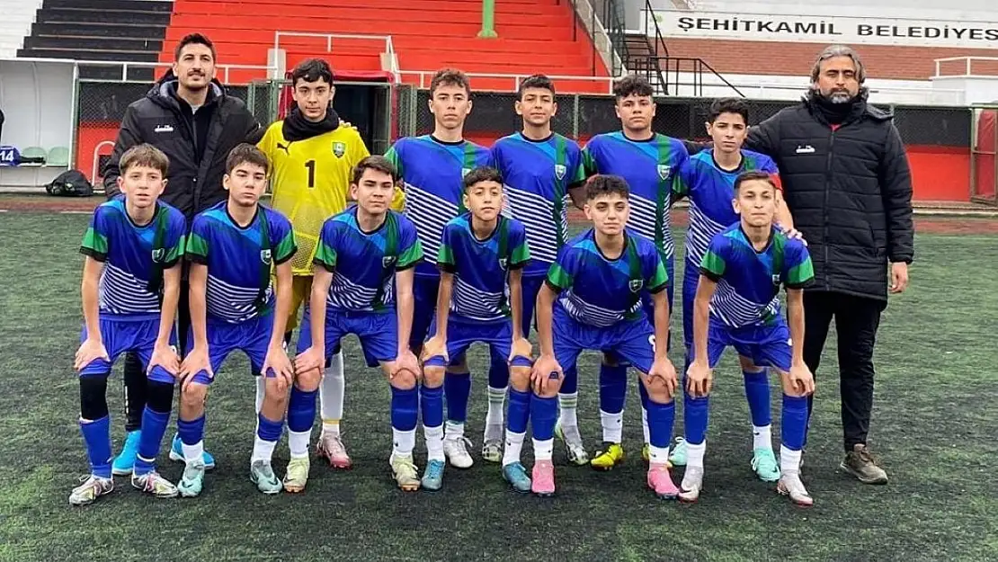 Şehitkamil Belediyespor'un gençleri namağlup