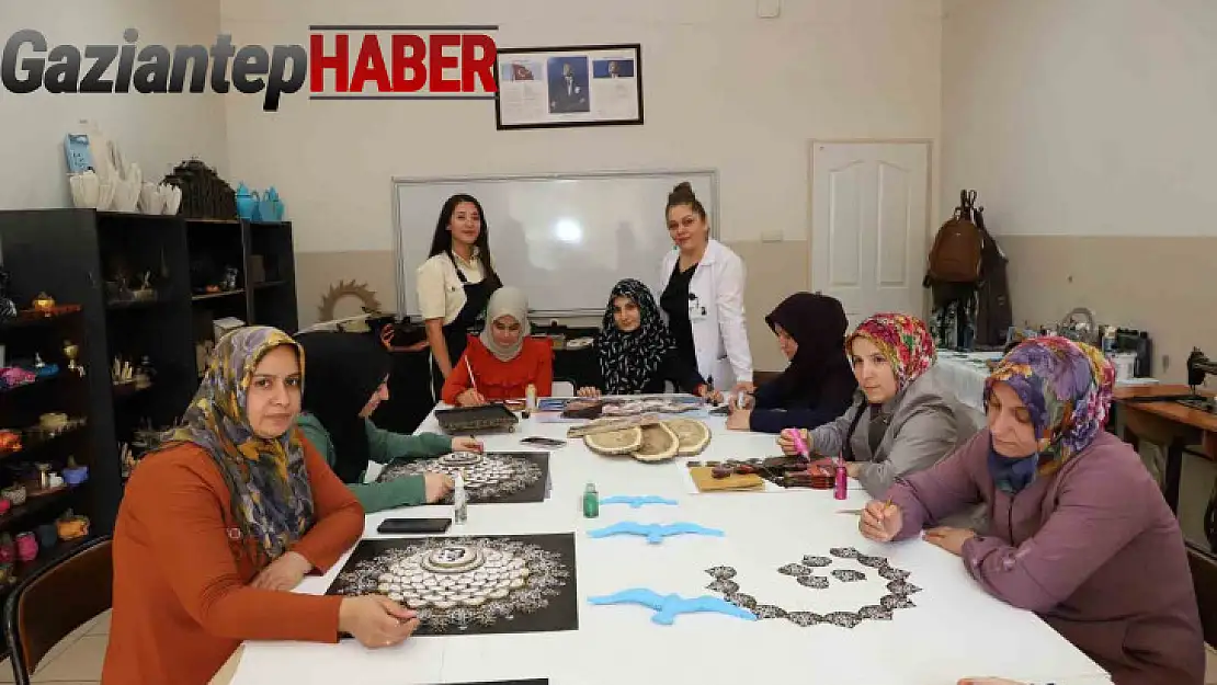 Şehitkamilli kadınlardan el sanatları kursuna yoğun ilgi