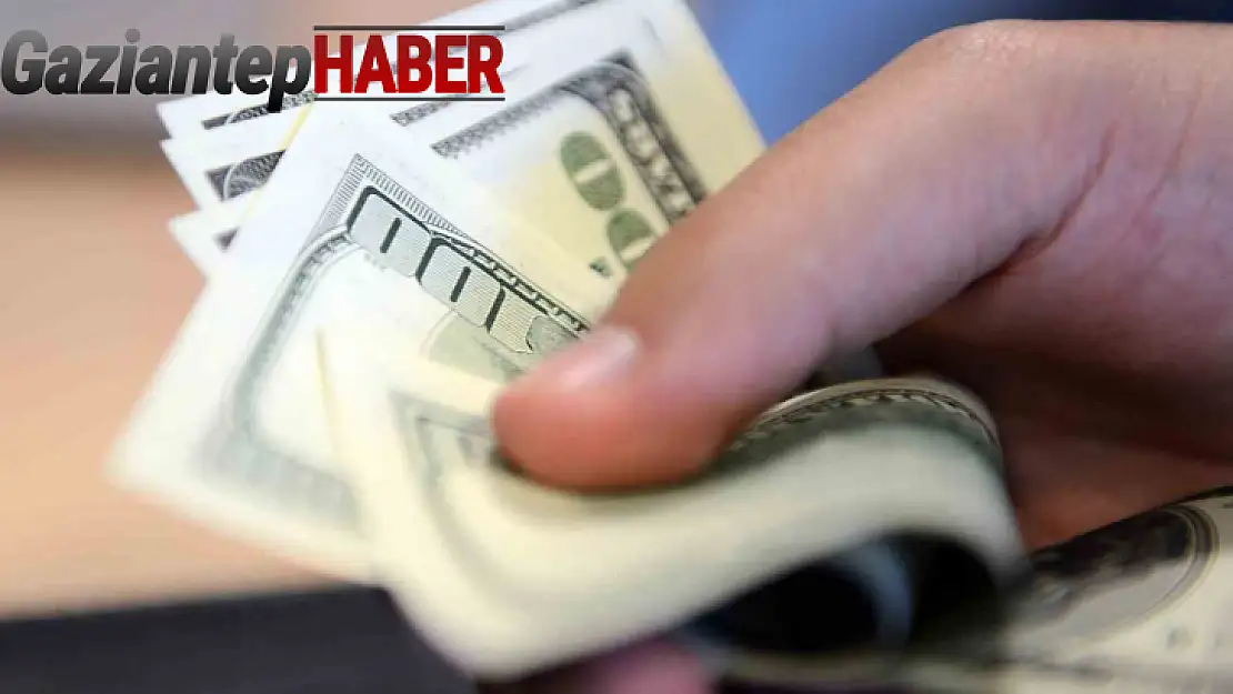 Dolar 26,1140 liradan, euro ise 28,7560 liradan güne başladı.