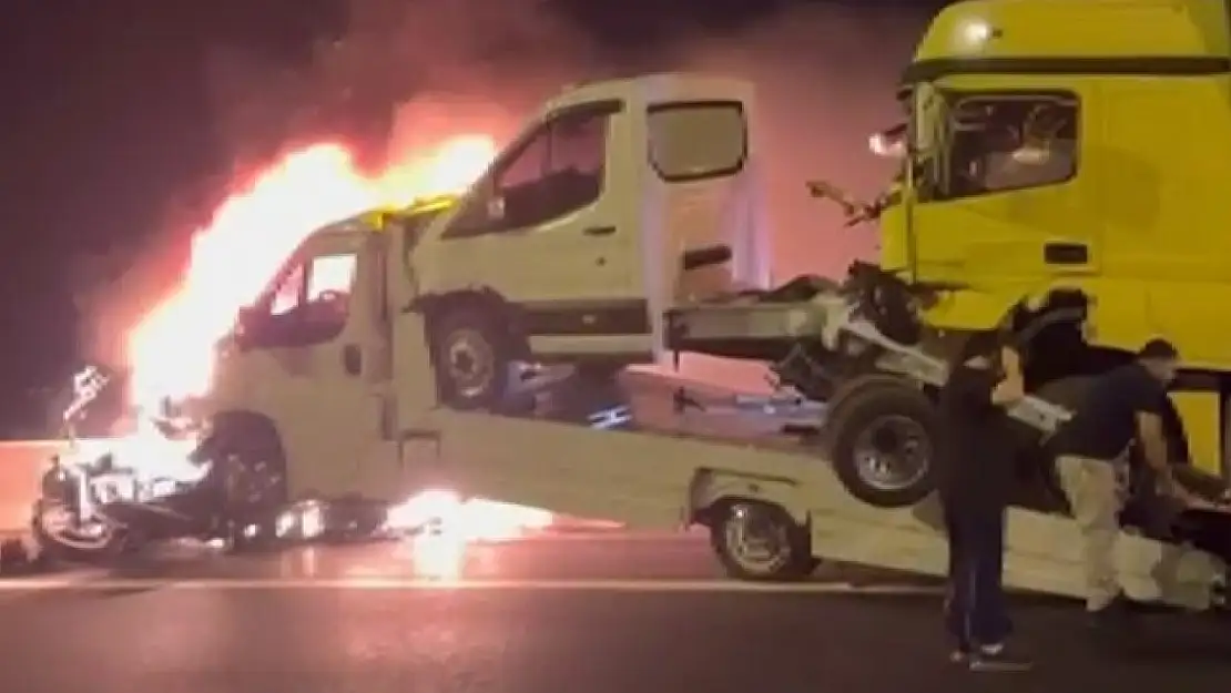TAG Otoyolu Nurdağı kesiminde zincirleme kaza: 1 ölü, 1 ağır yaralı