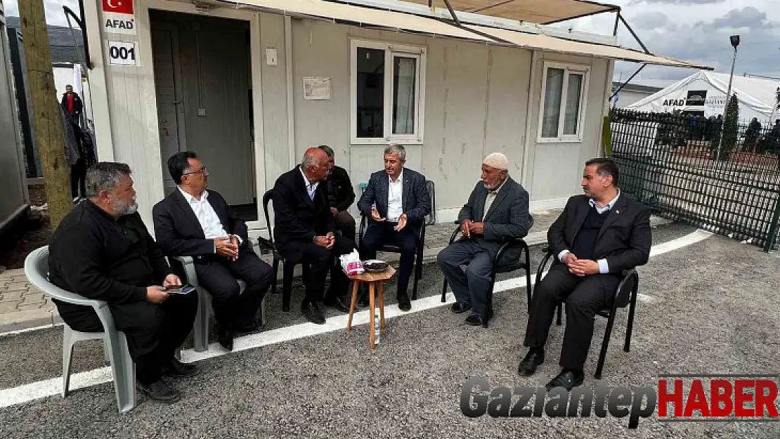 Tahmazoğlu depremzedelerin yanında
