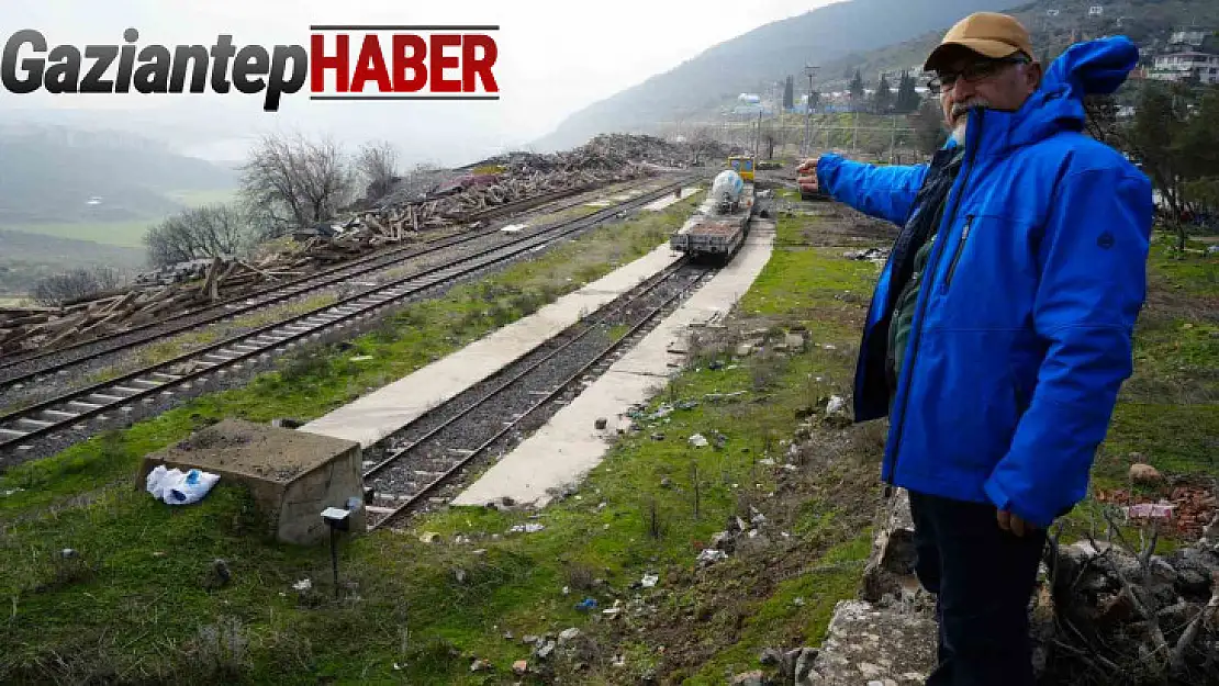 Tahrip olan tren istasyonu depremden 1 yıl sonra tekrar görüntülendi