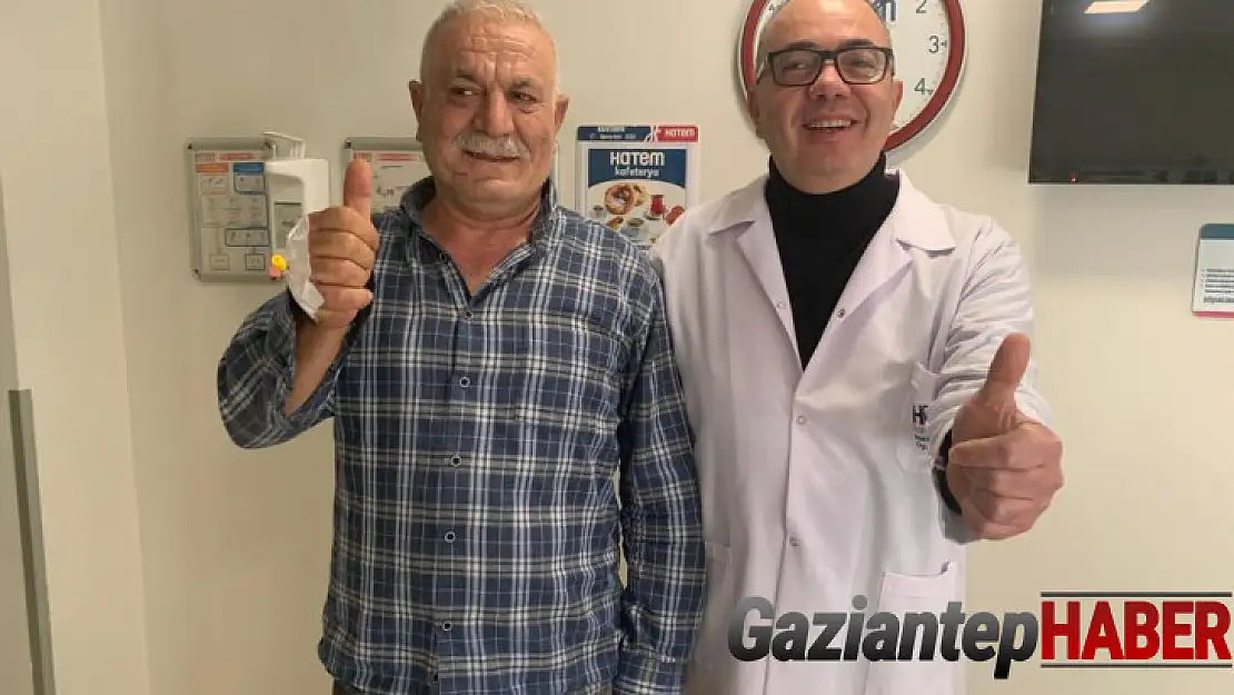 Tekerlekli sandalye ile geldi yürüyerek çıktı