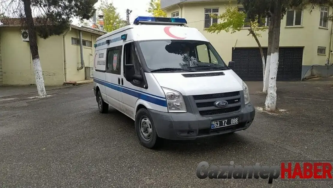 Tırını tamir eden sürücü, başka bir tırın çarpması sonucu öldü