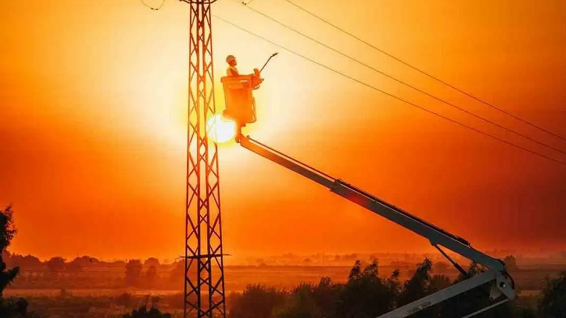 Toroslar EDAŞ, Gaziantep'te rekor sıcaklıklarda elektrik talebindeki yüzde 55 artışı yönetti