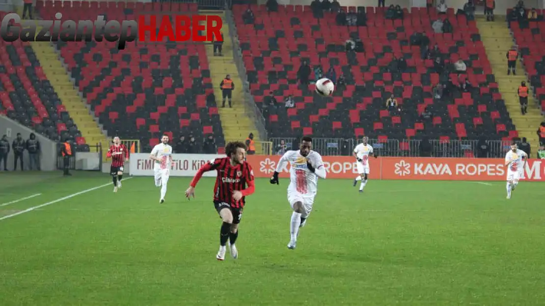 Trendyol Süper Lig: Gaziantep FK: 0 - Kayserispor: 1 (Maç devam ediyor)