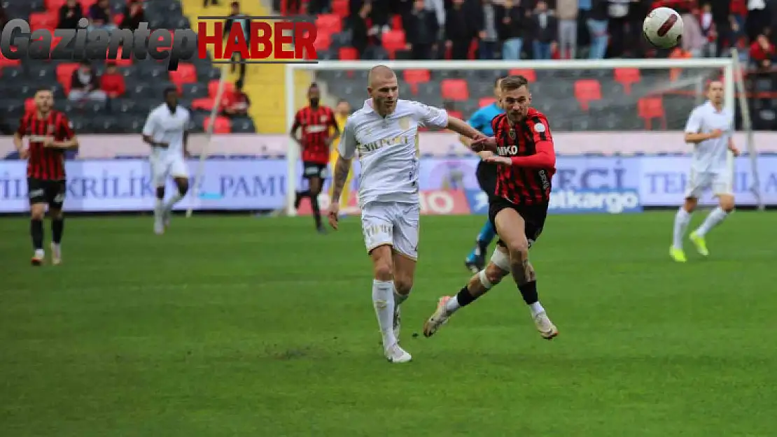 Trendyol Süper Lig: Gaziantep FK: 0 - Samsunspor: 0 (İlk yarı)