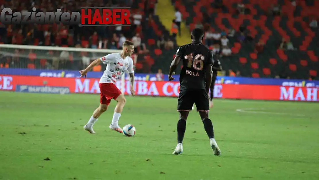 Trendyol Süper Lig: Gaziantep FK: 0 - Samsunspor: 1 (İlk yarı)