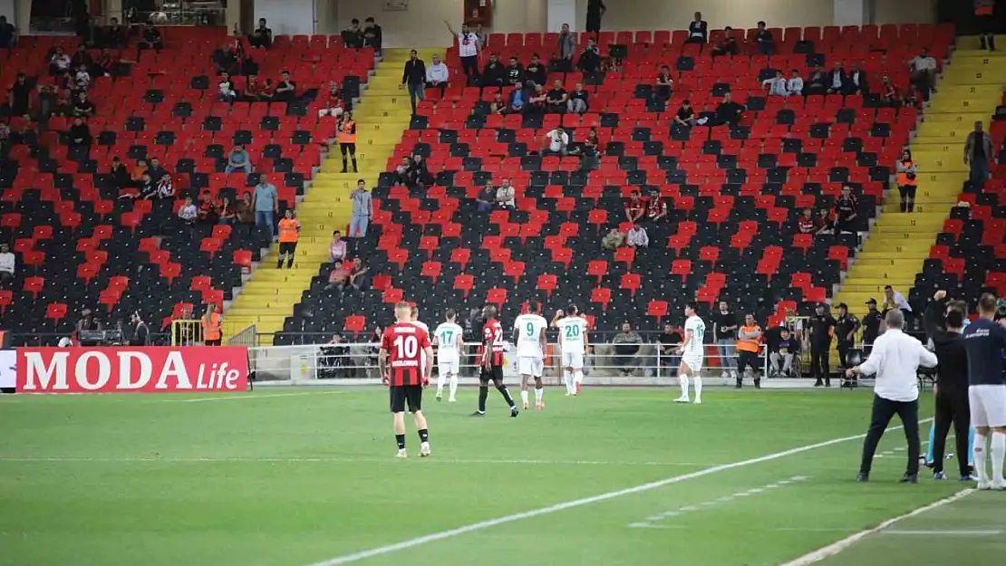 Trendyol Süper Lig: Gaziantep FK: 0 - Alanyaspor: 1 (Maç sonucu)