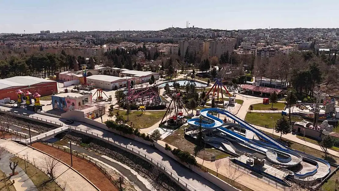 Türkiye'nin en büyük ikinci Temaparkı'nın yenileme çalışmaları tamamlandı