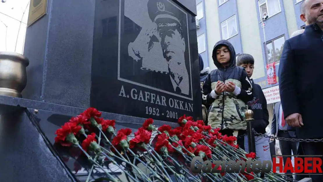 Uğradığı silahlı saldırı sonucu 22 yıl önce şehit edilen Ali Gaffar Okkan Diyarbakır'da anıldı