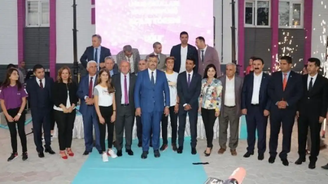 Uğur Okulları Van Kampüsü açıldı