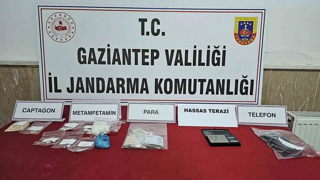 Uyuşturucu madde imal ve ticareti yapan şahsı jandarma yakaladı