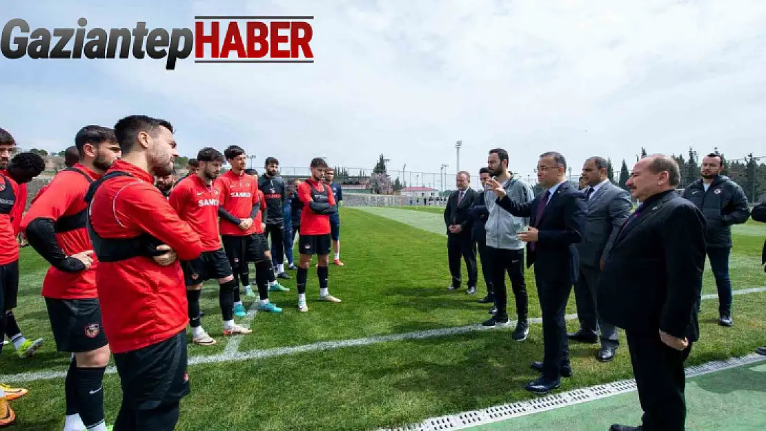 Vali Çeber'den Gaziantep FK'ya moral ziyareti