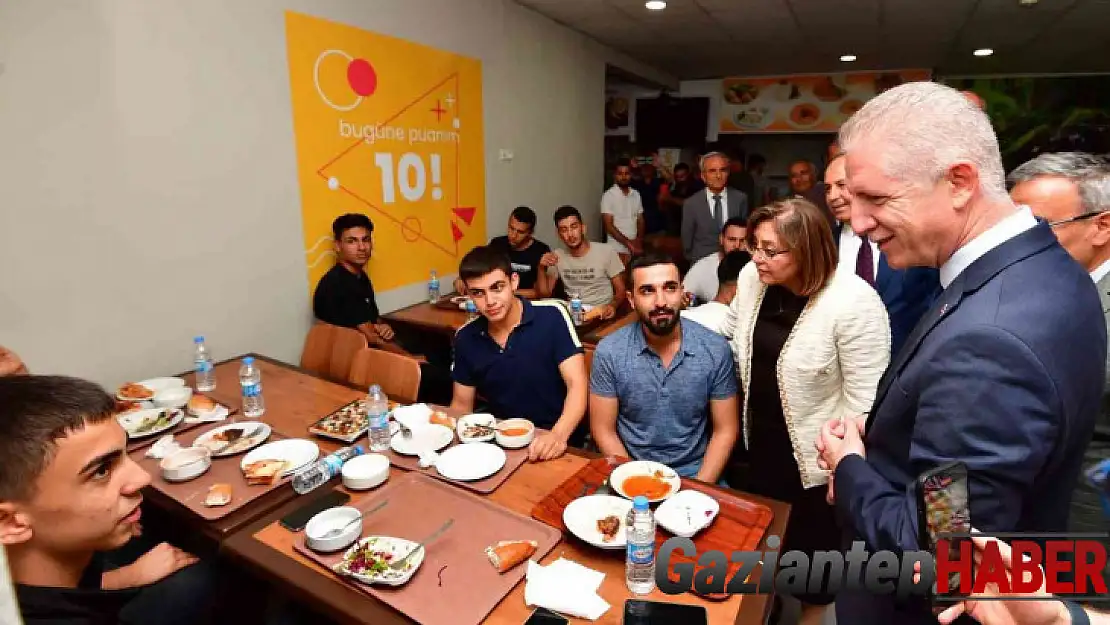 Vali Gül ve Başkan Fatma Şahin'den Oğuzeli MYO'ya ziyaret