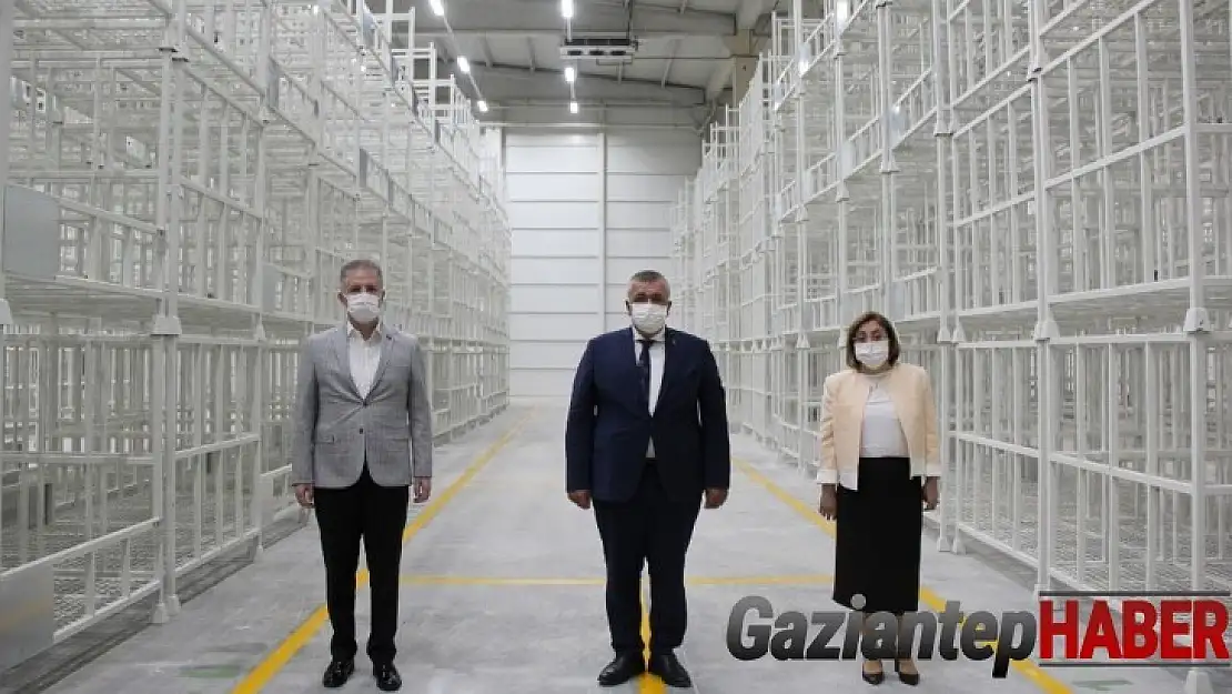 Vali Gül ve Başkan Şahin, Antep Fıstığı Lisanslı Depo ve Et Borsası'nda incelemelerde bulundu